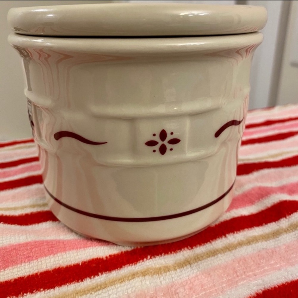 Longaberger Cream Ceramic 1 Pint Crock Red Trim Matching Lid Collectible - Picture 2 of 6